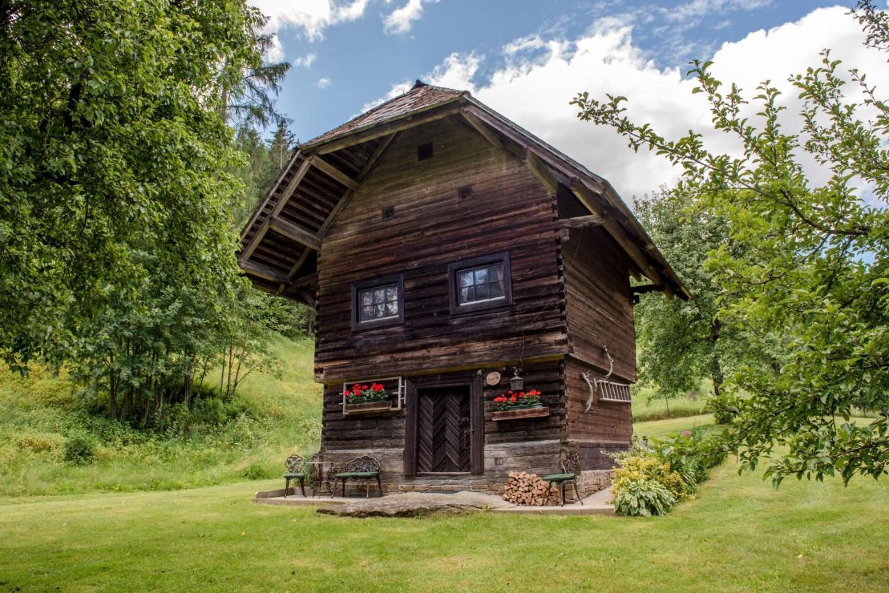 Huette Zum Verlieben Gurk Exterior photo