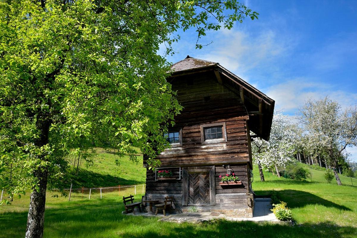 Huette Zum Verlieben Gurk Exterior photo